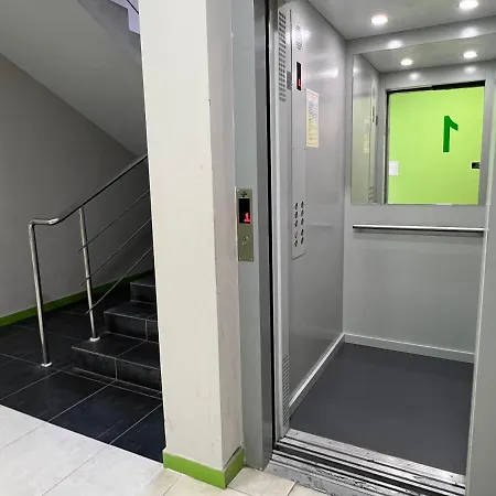 Magic On Shevchenka Str *