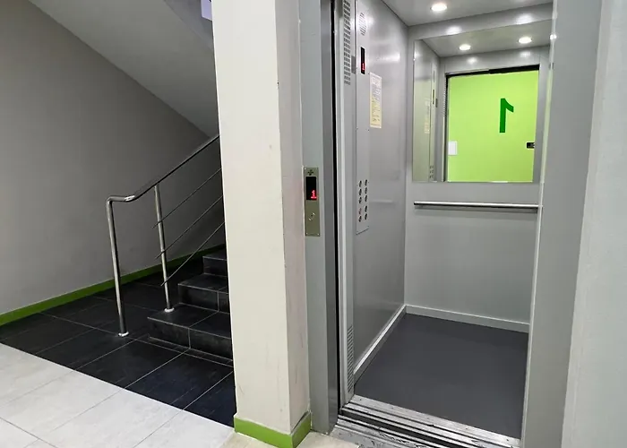 Magic On Shevchenka Str *